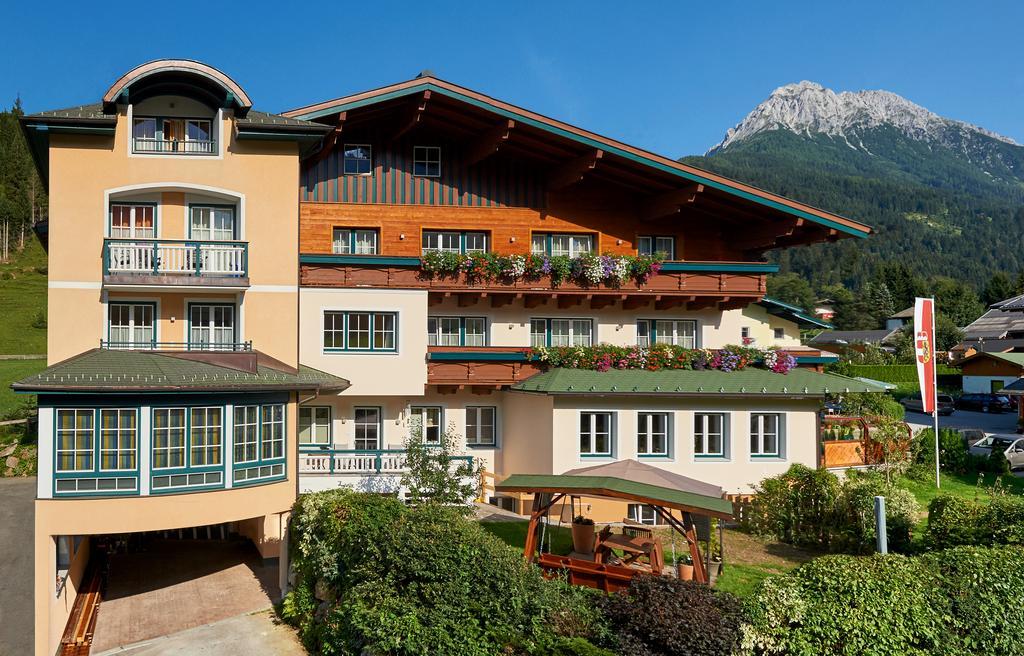 Gaestehaus Emmi Kleinarl Bagian luar foto