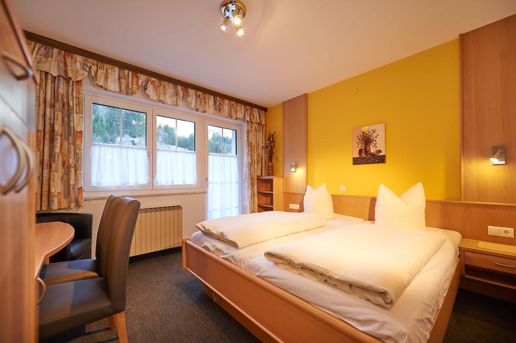 Gaestehaus Emmi Kleinarl Bagian luar foto