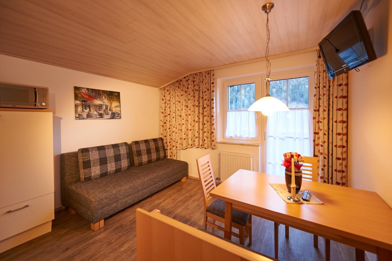 Gaestehaus Emmi Kleinarl Bagian luar foto